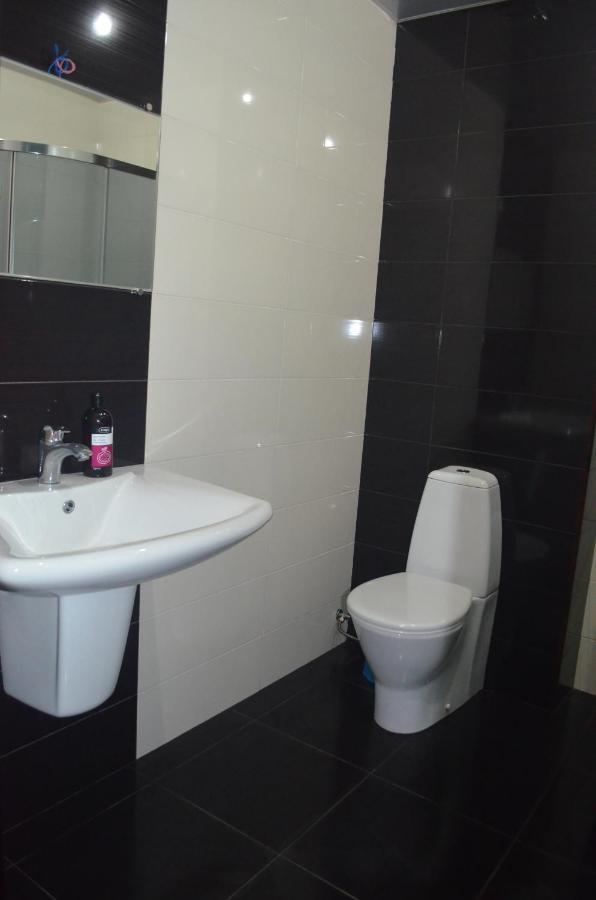Apartment On Rustaveli Batumi Rum bild